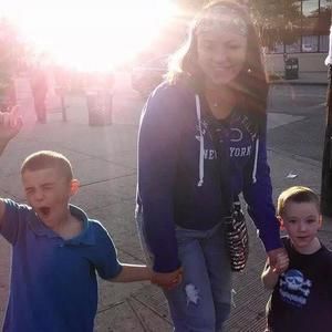 Meet your Posher, Tara